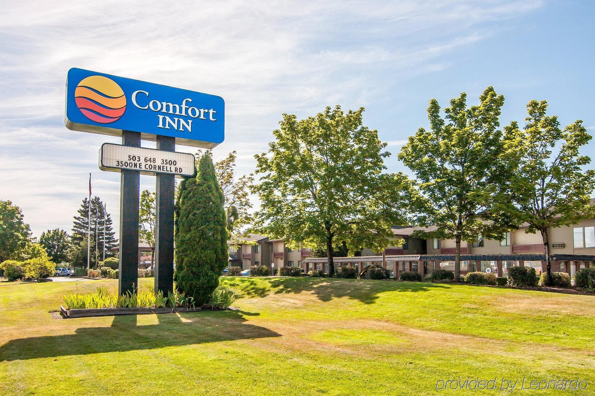 Comfort Inn Conference Center 希尔斯伯勒 外观 照片